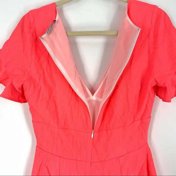Women’s Hot Pink Romper V-Neck Small - Picture 4 of 7